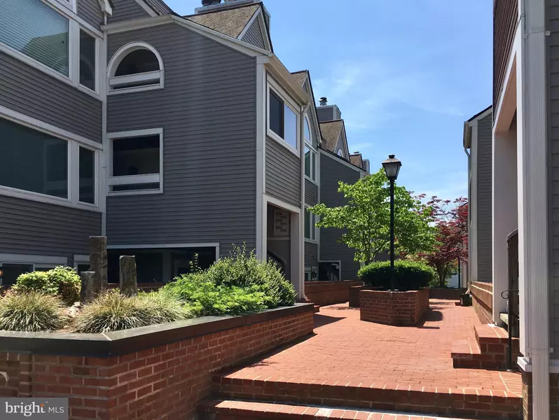 5544 LEE HWY #41-E, Arlington, VA 22207