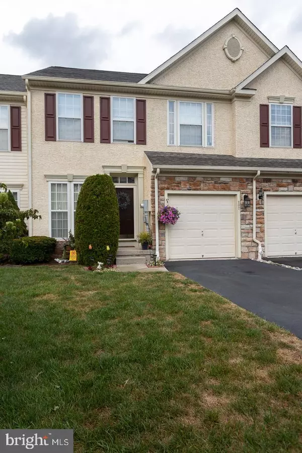 207 CREEKSIDE DR, Pottstown, PA 19464