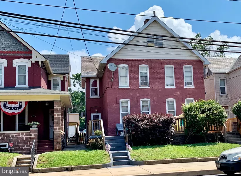 335 N 3RD ST, Columbia, PA 17512