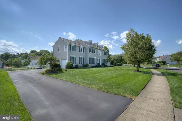 Newtown, PA 18940,2065 FARMVIEW DR