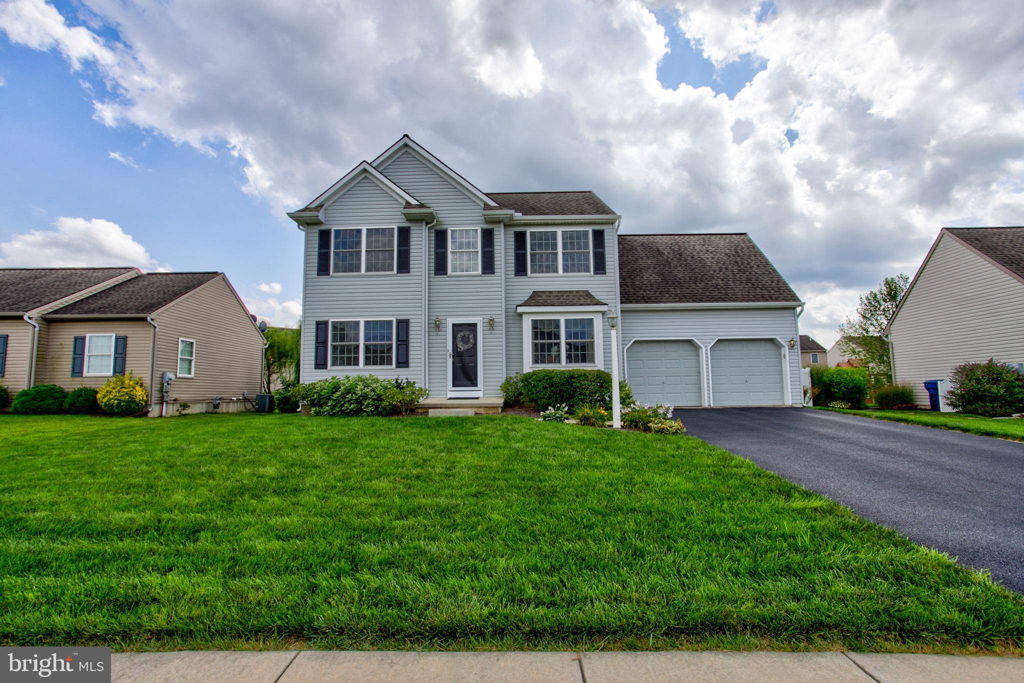 Lancaster, PA 17601,352 BRECKENRIDGE WAY