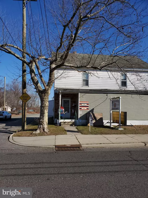 1103 N COMMERCE ST, Paulsboro, NJ 08066