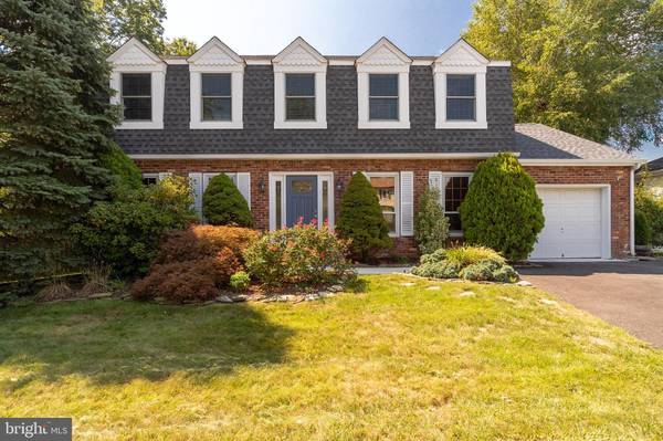 4 ELM PL, Matawan, NJ 07747