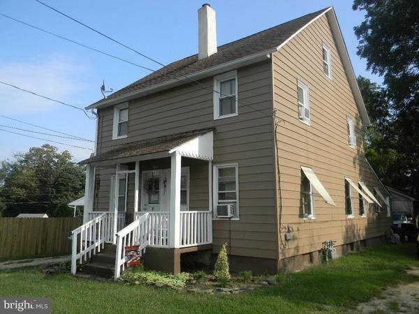 703 W SUMMER AVE, Minotola, NJ 08341