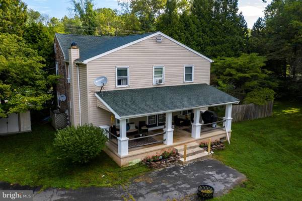 1848 W SCHUYLKILL RD, Douglassville, PA 19518