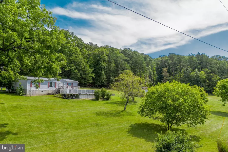 3815 ORLEANS RD, Great Cacapon, WV 25422