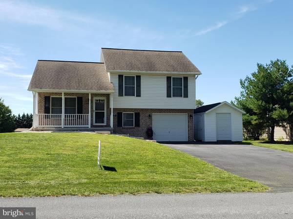 3847 MOUNTAIN SHADOW CIR, Fayetteville, PA 17222