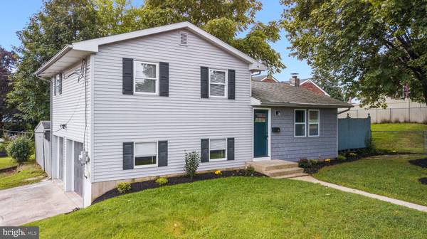 28 HARRISON ST, Emmaus, PA 18049