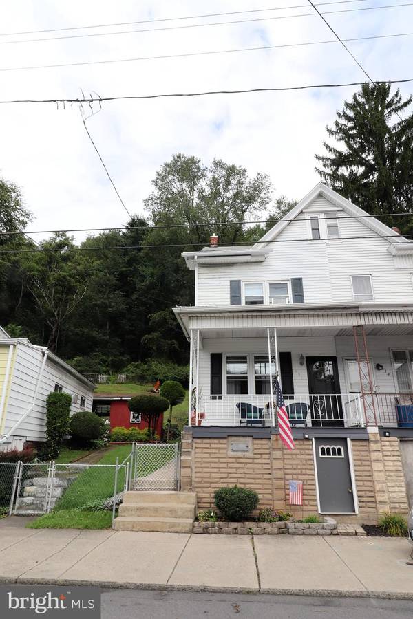 612 E MAHANOY AVE, Girardville, PA 17935