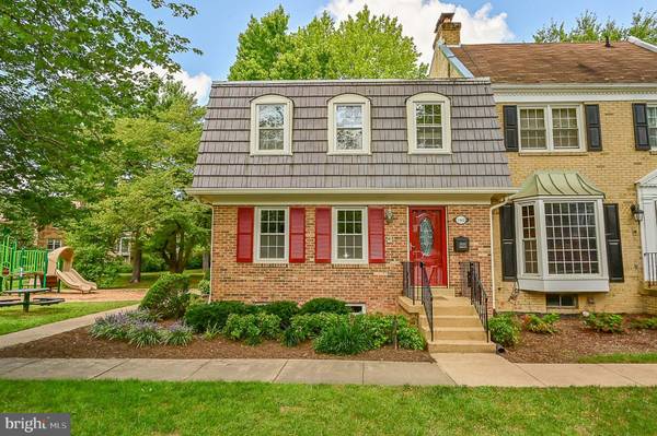 7382 MONTCALM DR, Mclean, VA 22102