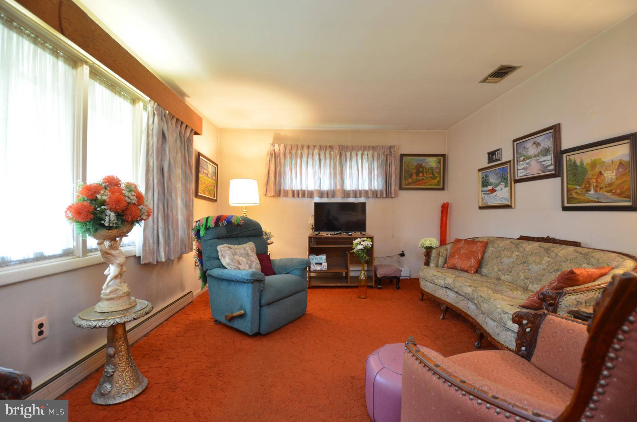 Allentown, PA 18103,1904 S 5TH ST