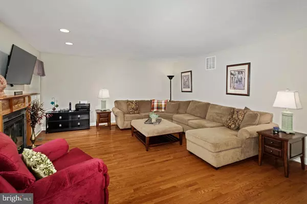 Egg Harbor Township, NJ 08234,135 TREETOP LN