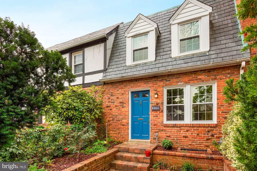 2174 N BRANDYWINE ST, Arlington, VA 22207