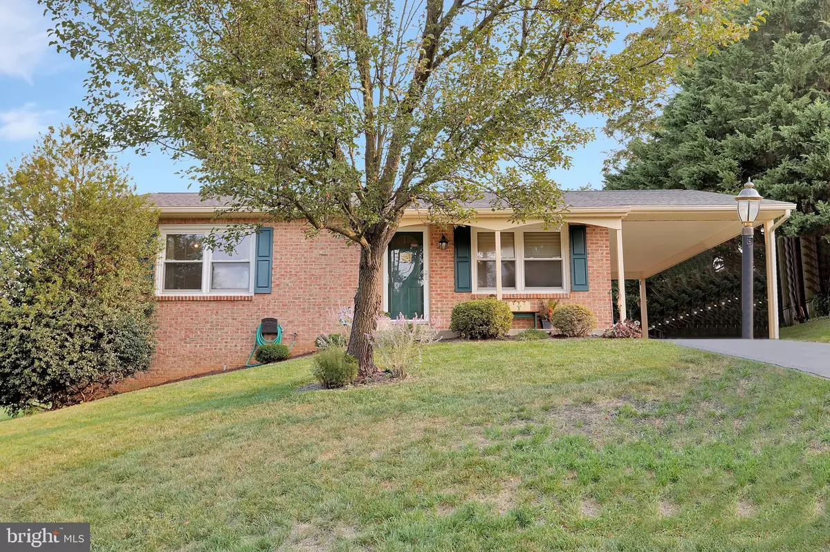 Hagerstown, MD 21742,324 CHIMNEYSTONE CT