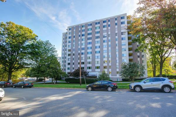 8315 N BROOK LN #2-602, Bethesda, MD 20814