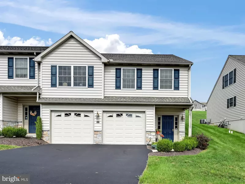 47 WOODS EDGE DR #51, Elizabethtown, PA 17022