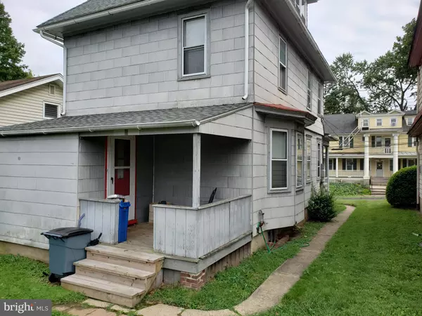 Morrisville, PA 19067,32 E PALMER ST