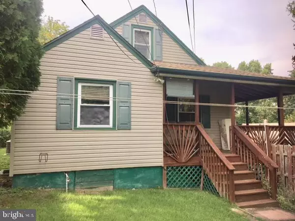 Aston, PA 19014,77 MILDRED LN