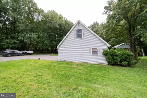 Aston, PA 19014,5127 MARTEN LN