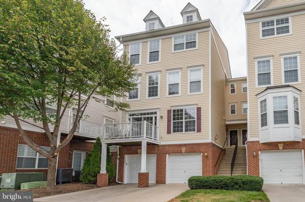 2522 PASCAL PL #201, Herndon, VA 20171