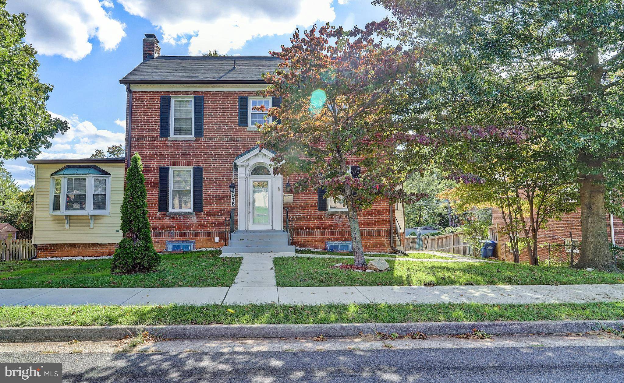 6075 ARLINGTON BLVD, Falls Church, VA 22044