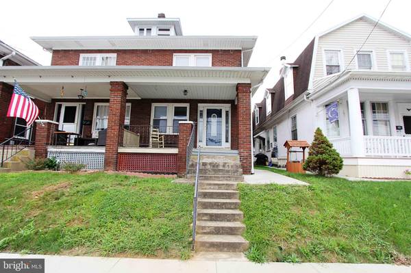 1410 W KING ST, York, PA 17404