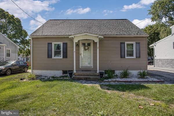 9 RUTHERFORD RD, Harrisburg, PA 17109