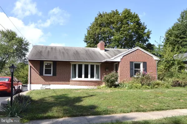 905 CHESTNUT ST, Middletown, PA 17057