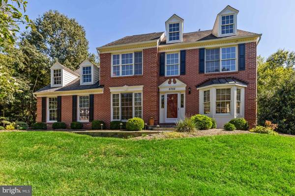 6755 BRONZE POST RD, Centreville, VA 20121