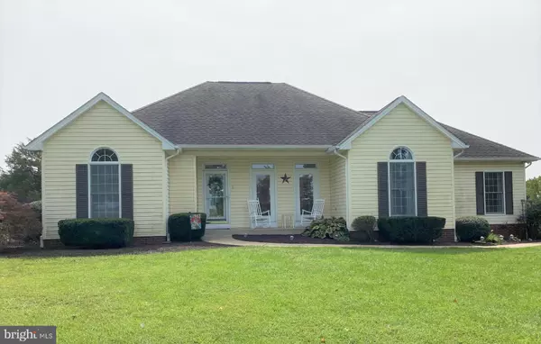 3 ROWE DR, Luray, VA 22835