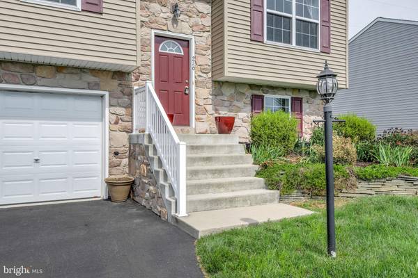 Bainbridge, PA 17502,216 CYPRESS