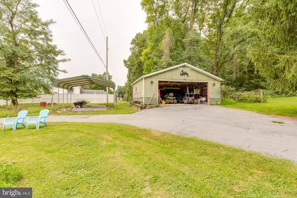 Inwood, WV 25428,420 CARDINAL DR