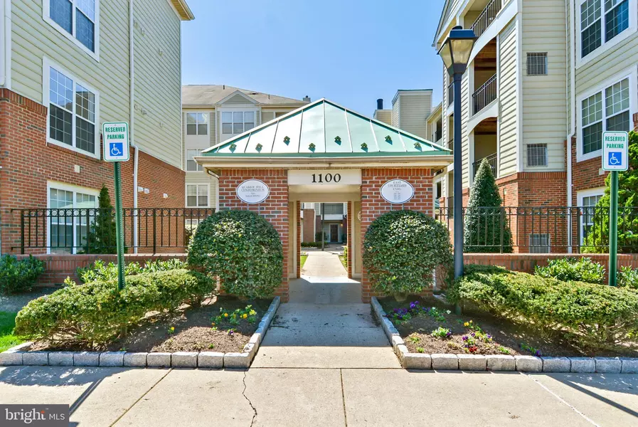 1100 QUAKER HILL DR #214, Alexandria, VA 22314