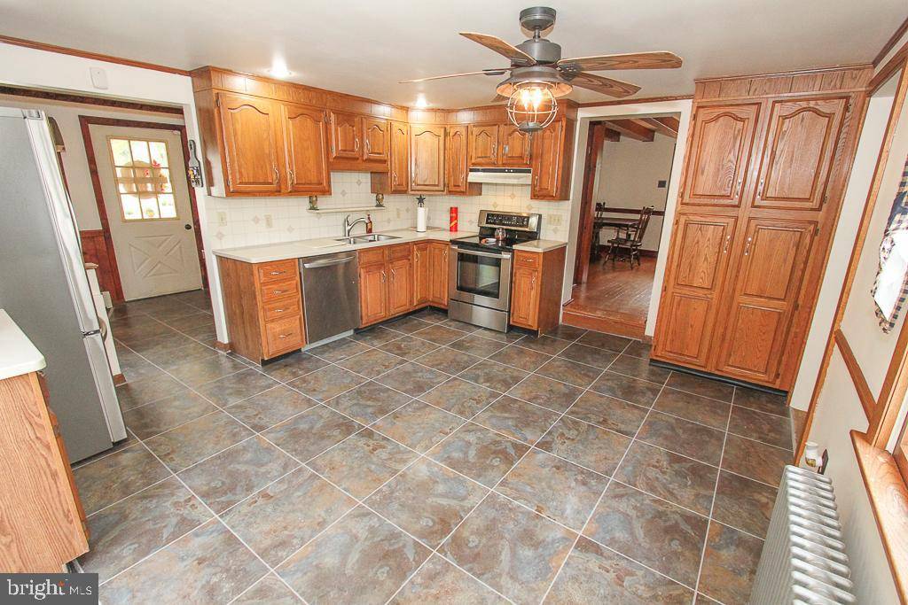 Schwenksville, PA 19473,173 HIGHLAND RD