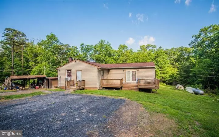 Fort Valley, VA 22652,183 OLD BARN LN