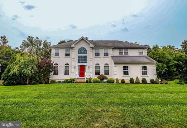 5 MOZART CT, Hightstown, NJ 08520