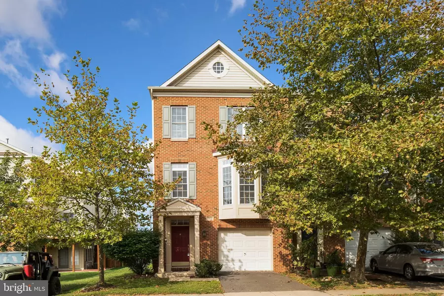 13570 LAVENDER MIST LN, Centreville, VA 20120