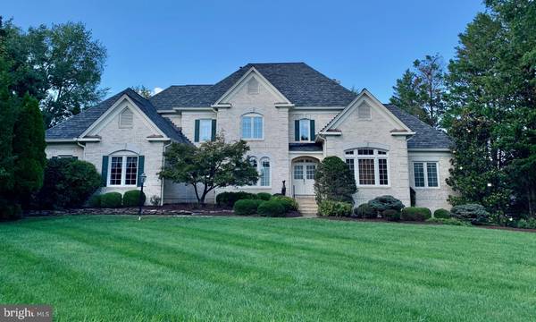 10802 TRADEWIND DR, Oakton, VA 22124