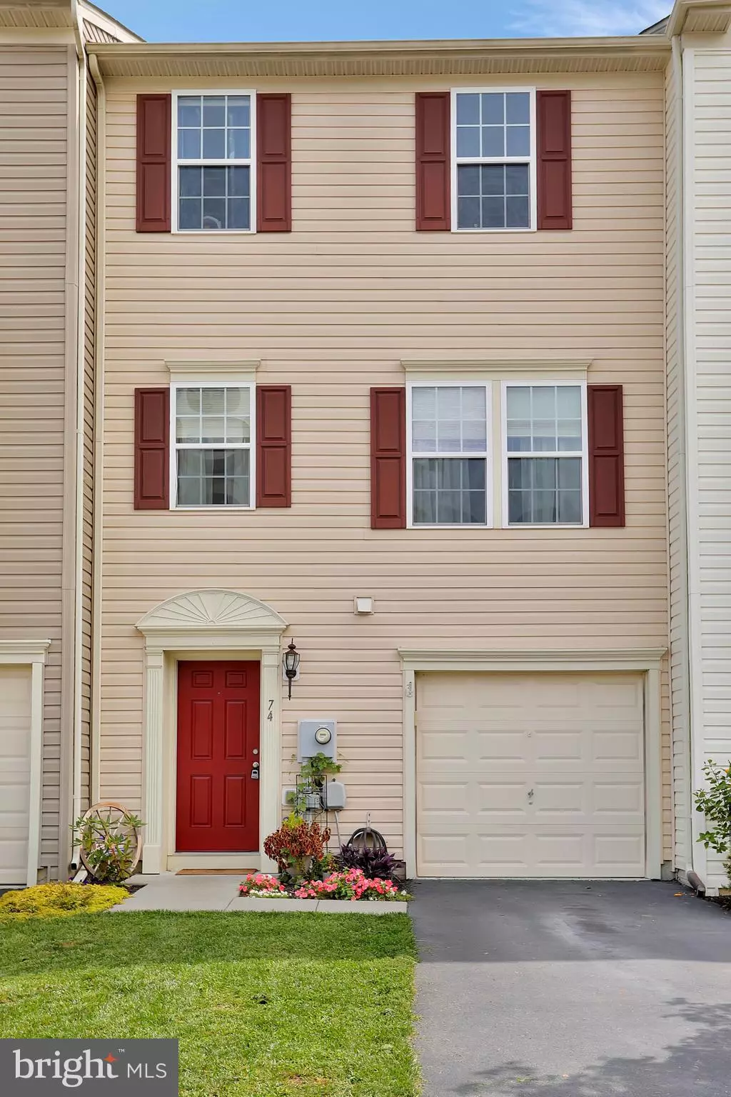 Falling Waters, WV 25419,74 TIDEWATER