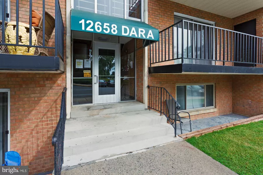 12658 DARA DR #T2, Woodbridge, VA 22192