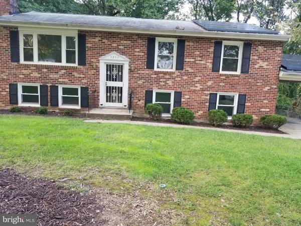 9203 PEBBLE CT, Fort Washington, MD 20744