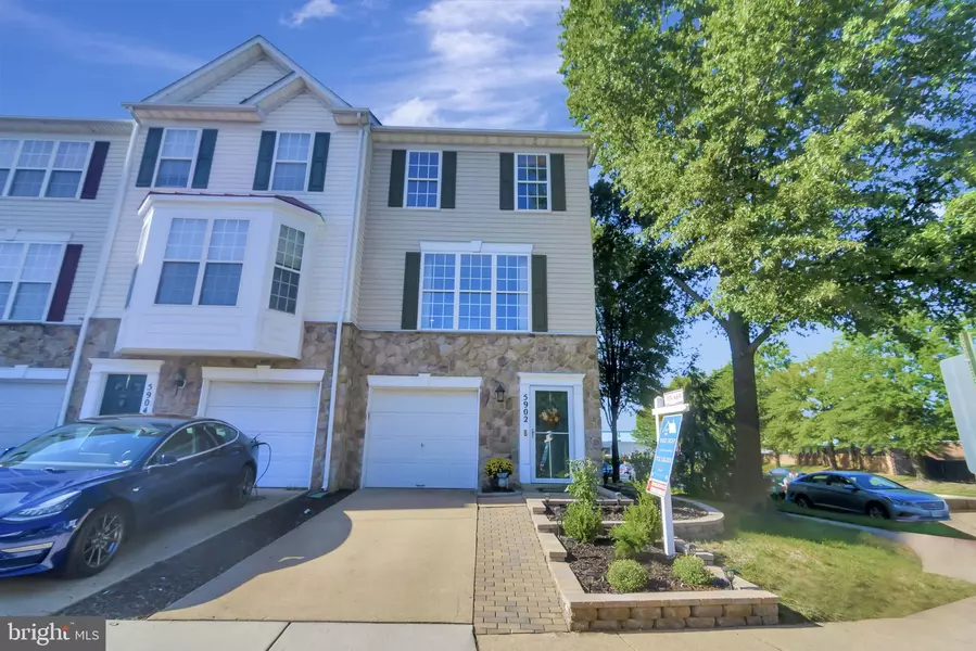 5902 IANS WAY, Alexandria, VA 22315