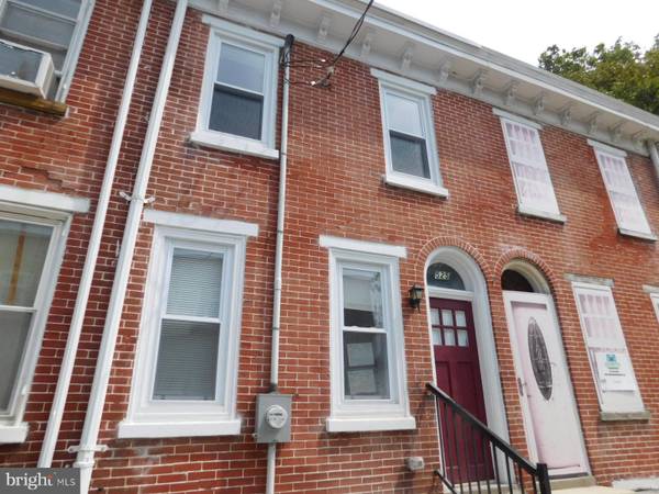 525 E 8TH ST, Wilmington, DE 19801