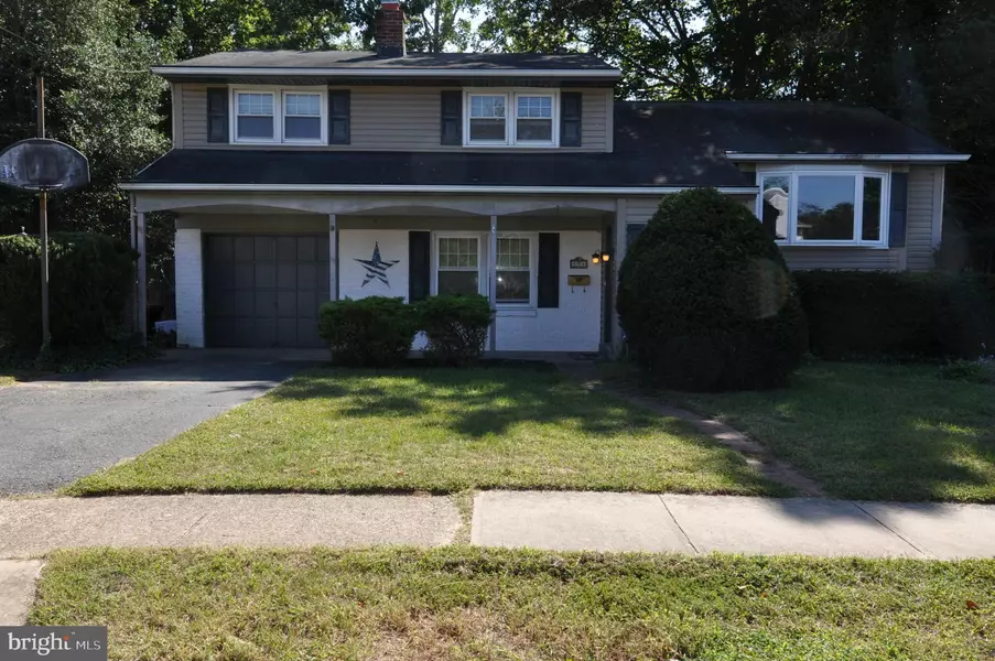 9 LONGWOOD DRIVE, Burlington Township, NJ 08016