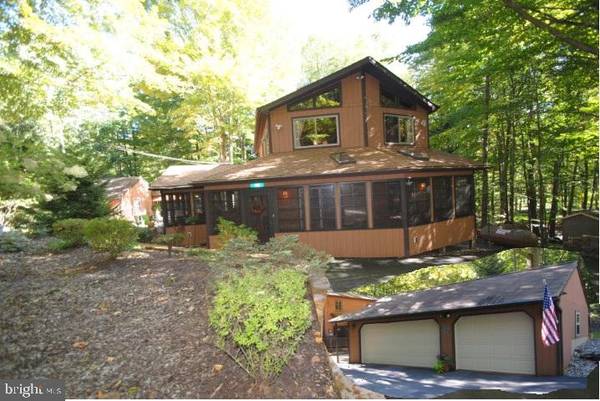 205 BOW PATH, Pocono Lake, PA 18347