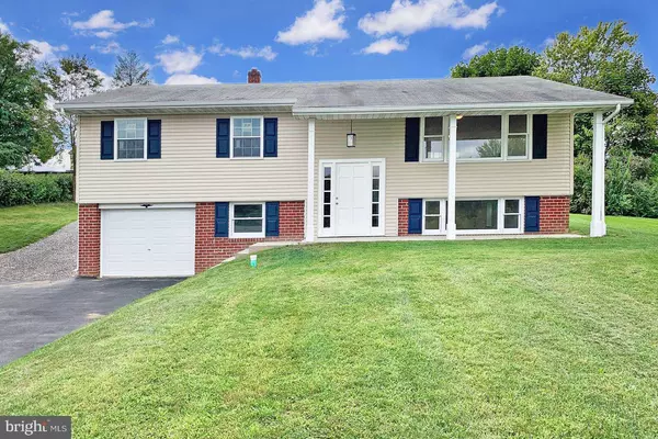 2277 BALTIMORE PIKE, Hanover, PA 17331