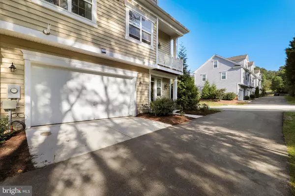 Alexandria, VA 22306,3571 HUNTLEY MANOR LN