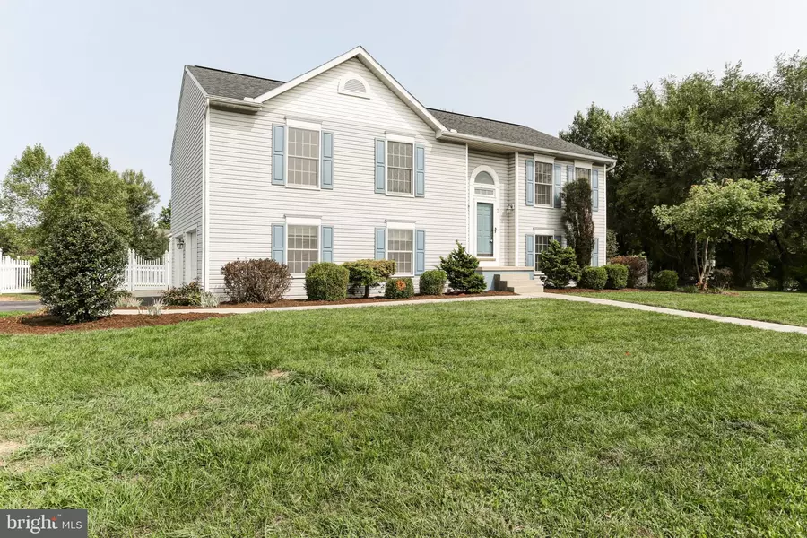 2 CICADA DR, Mechanicsburg, PA 17050