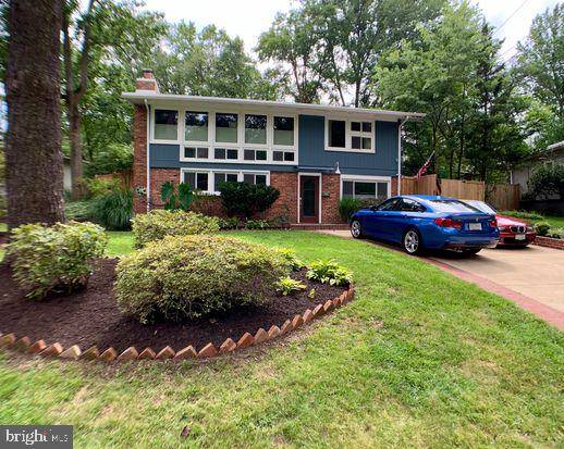 3002 PINE SPRING RD, Falls Church, VA 22042