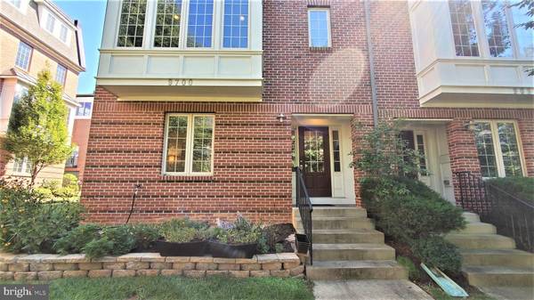 Fairfax, VA 22031,9700 CEDAR FARM CIR